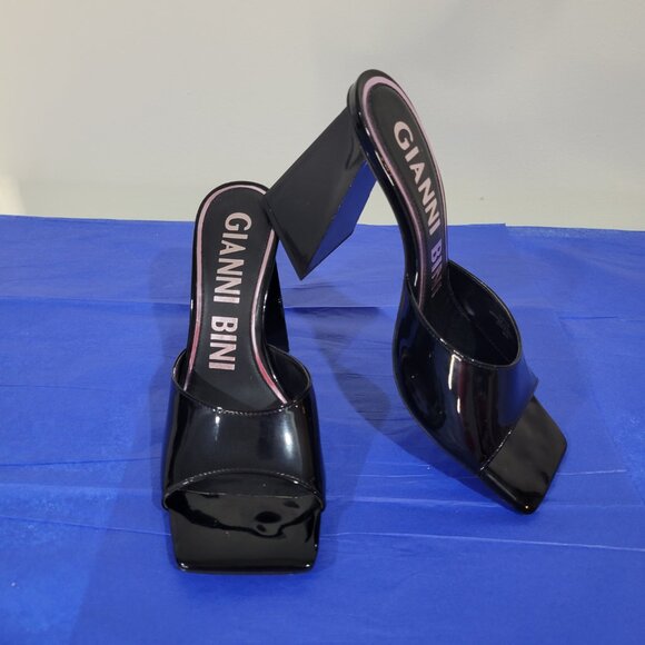 Gianni Bini Patent Leather Mule Heels- Like Barbie! - Picture 3 of 12